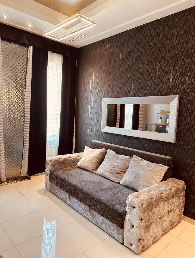 Silver Apartament *